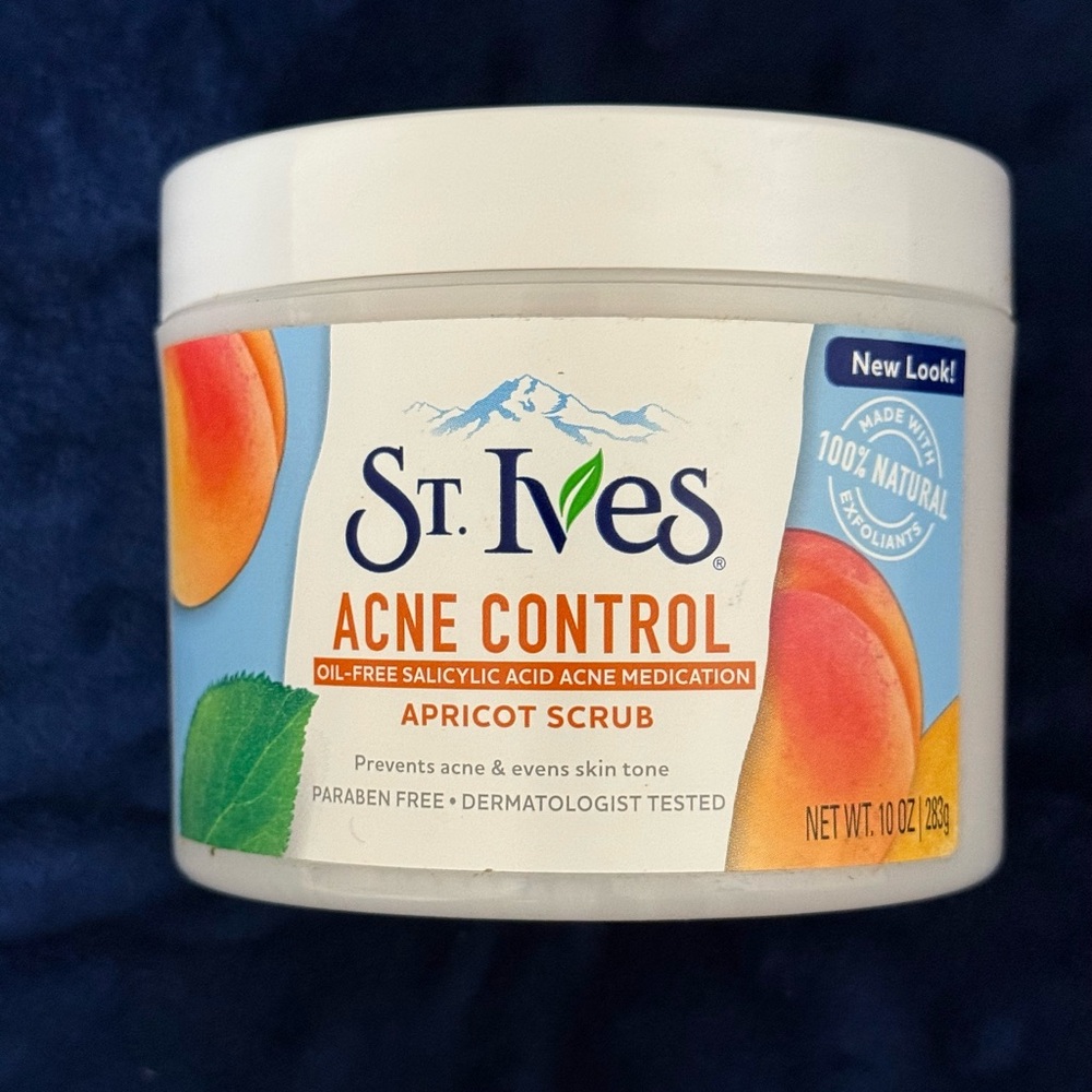 St Ives Acne Control Apricot Scrub 10oz